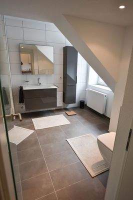 Modernisiertes Bad im 2.Obergeschoss  