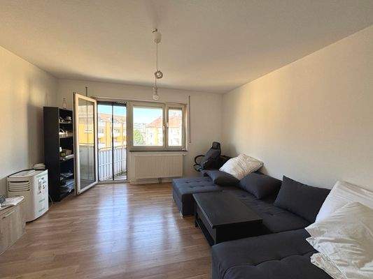 4.OG links: Wohnzimmer