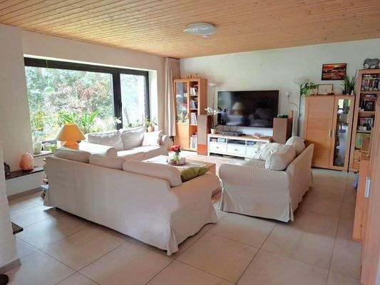 Erdgeschoss: Wohnzimmer