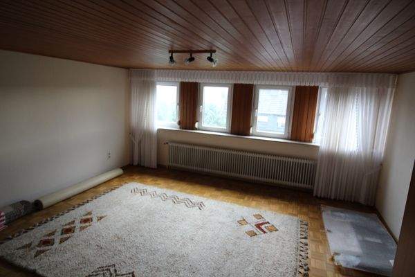 Schlafzimmer im Obergeschoss.JPG