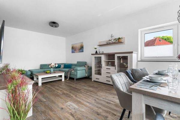 Wohn- und Essbereich