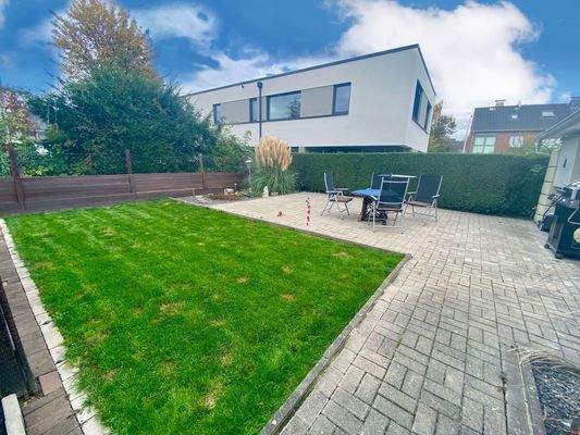 49/ Hausrückseite, Garten ect.