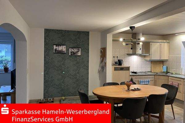 Küche und Essplatz EG