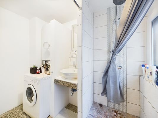 DG: Badezimmer