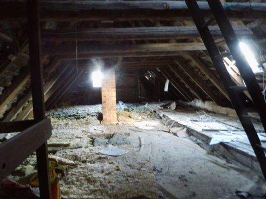 Dachboden rechte Hälfte 