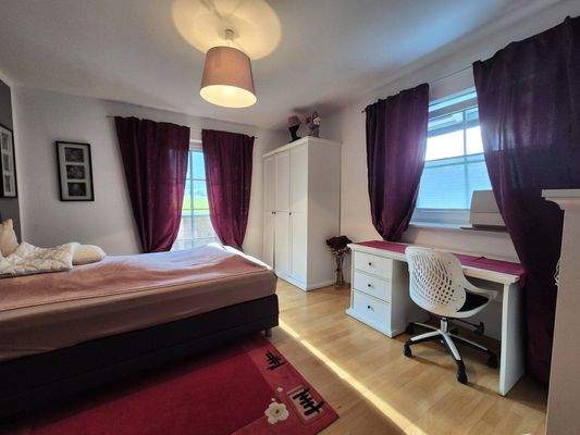 Top 1 Schlafzimmer 3