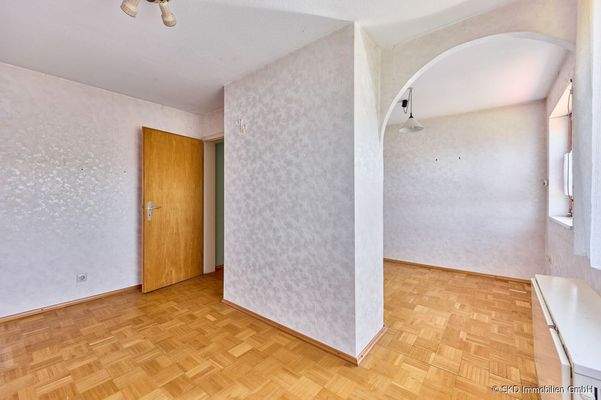 mit Abtrennung für Schlafbereich