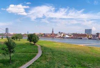 Freizeitwert am Rheinufer