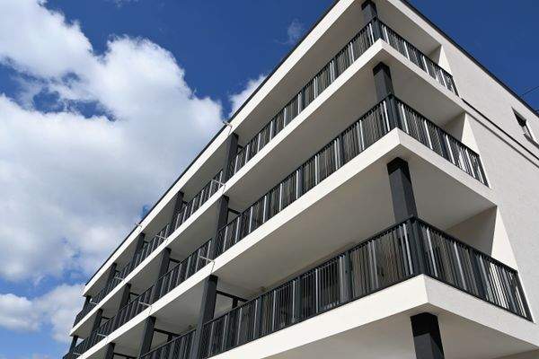 Bul Spitalgärten Weißgelände Musterwohnung innen R