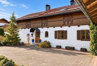 Außenansicht Eingang (2)