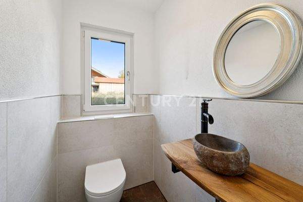 Gäste-WC im Erdgeschoss