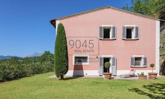 Idyllische Landvilla mit Panoramablick in Ascoli Piceno - Marken