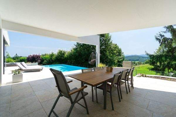 Terrasse mit traumhaftem Ausblick