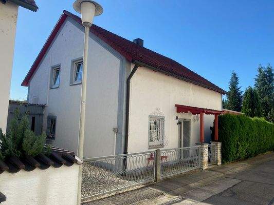 Außenansicht Eingangsbereich