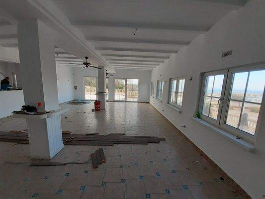 Gebäude am Meer zum Verkauf in Colonia de Sant Pere, Mallorca