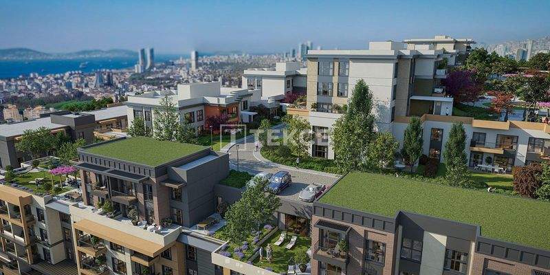Apartments in a Developed Complex near Metro in İstanbul Pendik