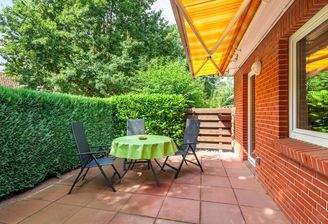 sonnige Terrasse