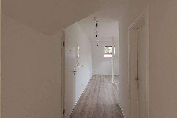 Der Flurbereich zwischen Küche und Schlafzimmer