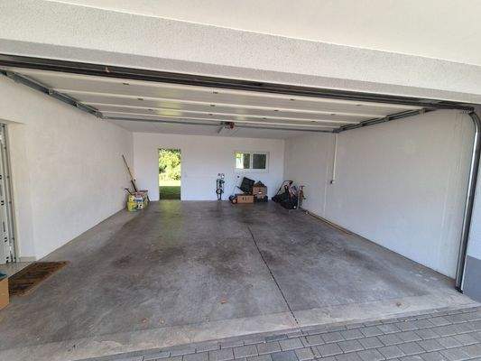 Doppelgarage