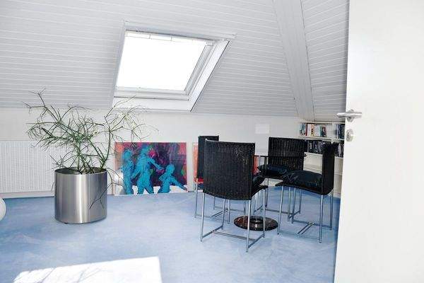 ansprechendes Zimmer.JPG