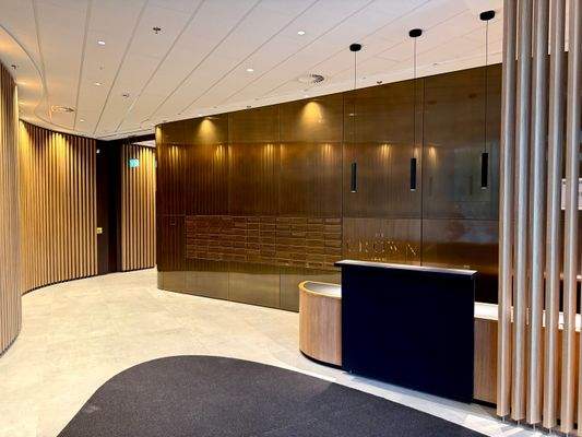 Eingangsbereich mit Concierge