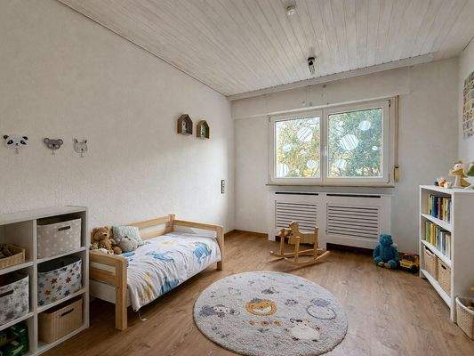 Kinderzimmer (KI möbliert)