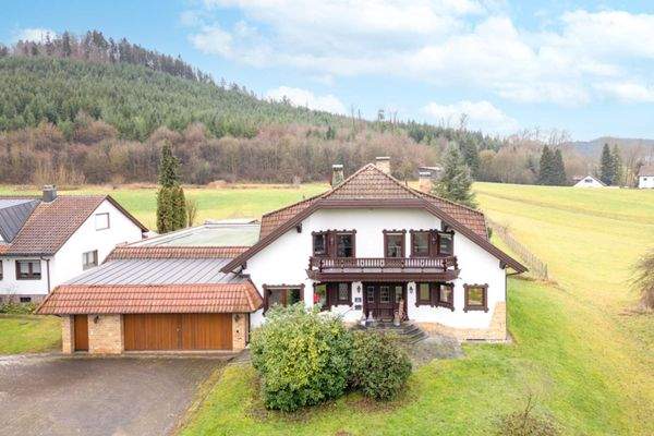 Frontansicht (Villa)