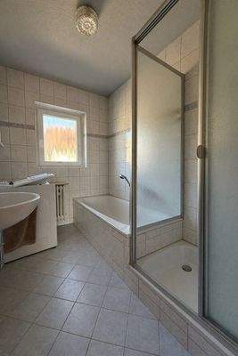 Badezimmer (Obergeschoss)