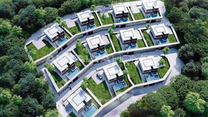 Detached House with Pool and Parking in Alanya Turkey