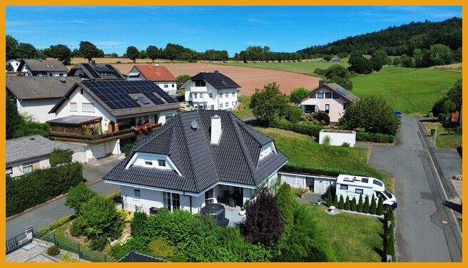 Seitenansicht auf das Objekt