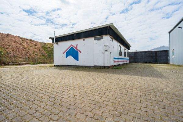 REMAX_F_VBiwer_Roemerstr_Gewerbeobjket_Merzig_03042020-6