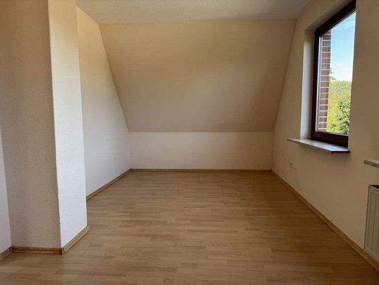 Schlafzimmer (1).JPG