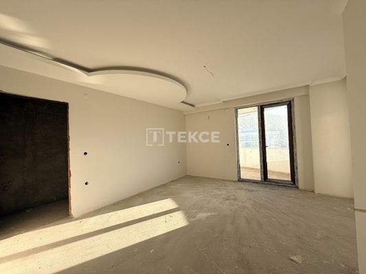 5-Bedroom Customizable Duplex Apartment in Trabzon Akçaabat