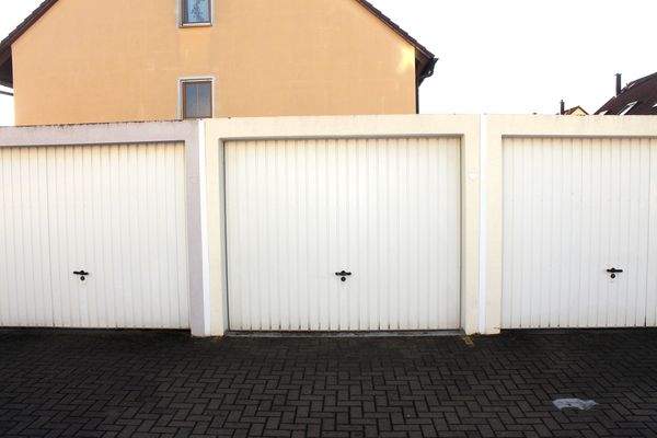 separate Garage