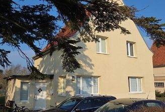 Vorderansicht von links bearbeitet