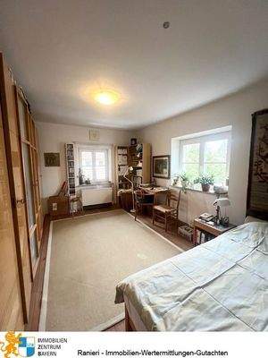 1. Obergeschoss links - Schlafzimmer