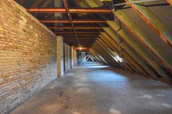 Dachrohling / unconverted attic