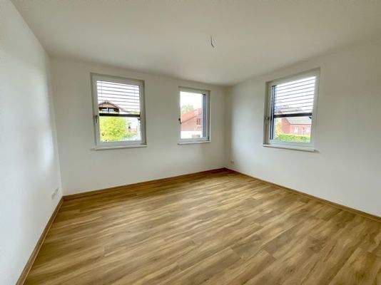 geräumiges Kinderzimmer