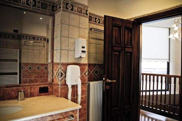 Kreta, Katsikia: Luxuriöse Villa mit Pool, Garten, Meerblick zu verkaufen