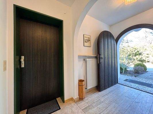 Wohnungs- u. Haustür