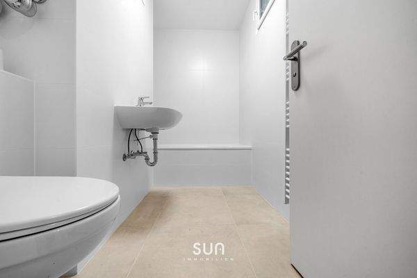 Bad mit Fenster (NEU)