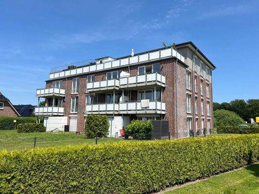 Schönes Mehrfamilienhaus