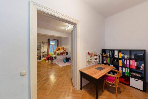 Schrankraum/Zimmer ca. 11 m²