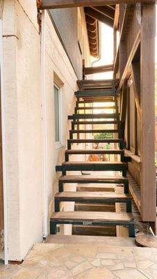 Treppenaufgang zur Wohnung 
