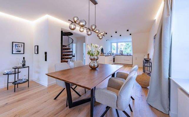 Wohn- und Essbereich