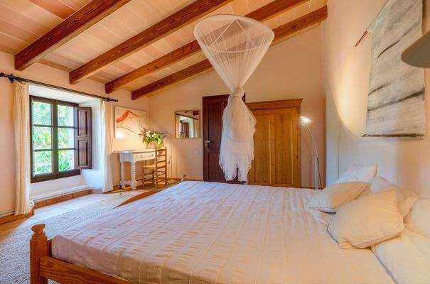2325_14_Santanyí_Finca_Schlafzimmer