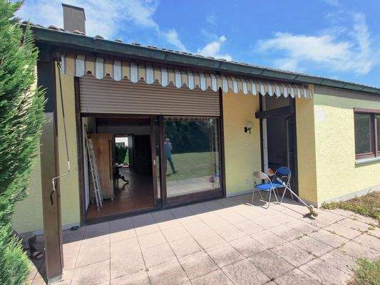 Terrasse mit Markise