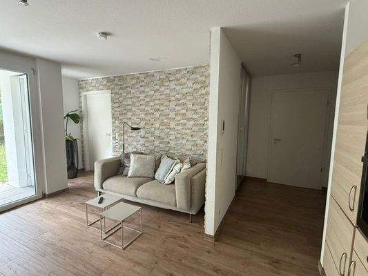 Eingangs- und Wohnbereich 