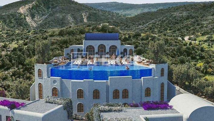Real Estate with Private Pools and Sea Views in Girne