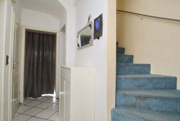 Flur Einheit 2 (Anpassung durch KI)